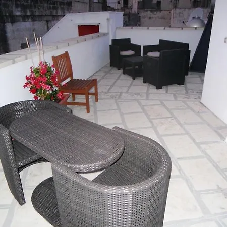Oda ve Kahvaltı Mamma Maria 2010