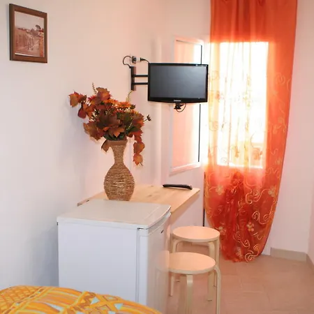 Mamma Maria 2010 مونوبولي